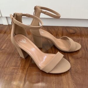 Elegant Tan Block Heel Sandals